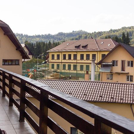 Pensiunea Arinul Moieciu de Jos Exterior foto